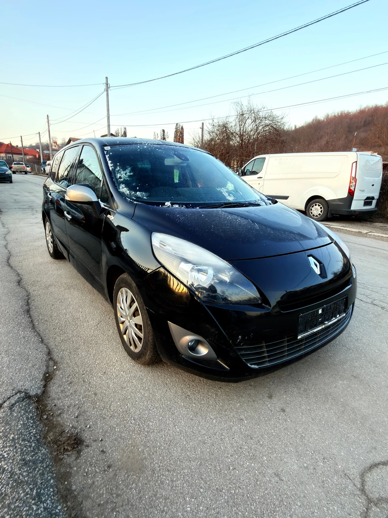 Renault Grand scenic 1.5dci 7местен - изображение 2