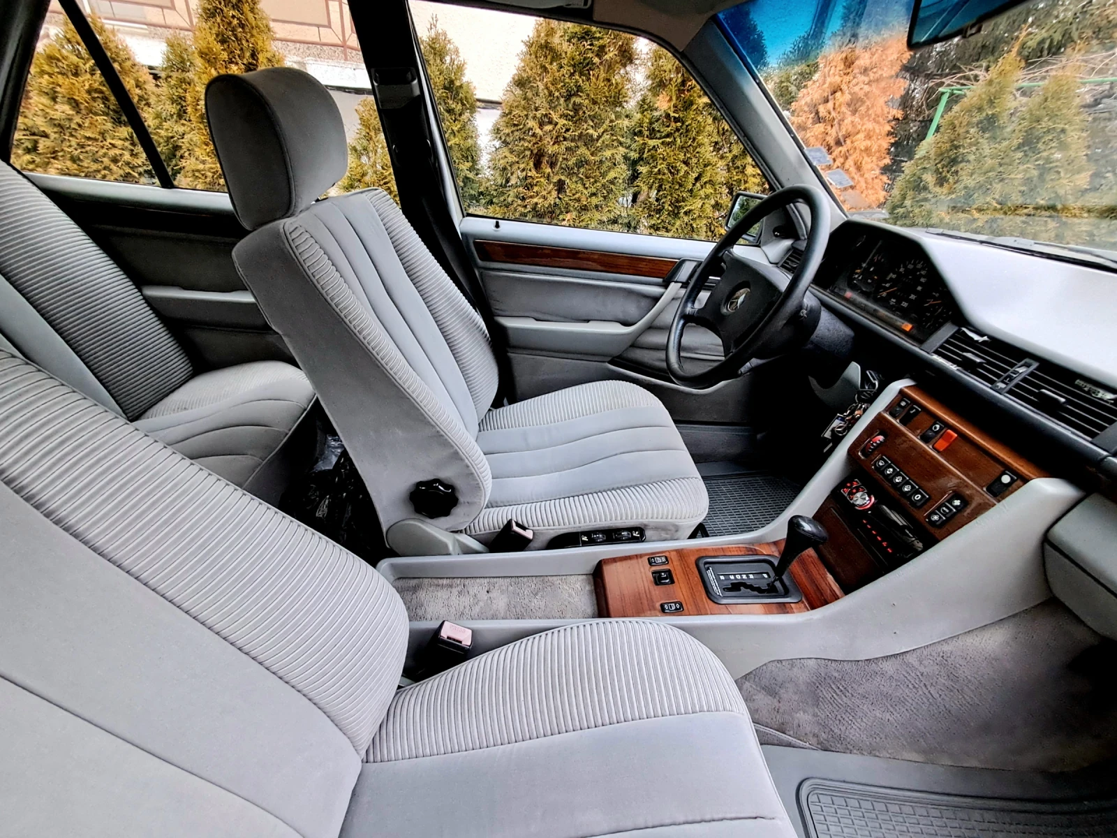 Mercedes-Benz 124 E300 AUTOMATIC 32000km ��� AMG ����� ��������  | Mobile.bg � ����������� 11