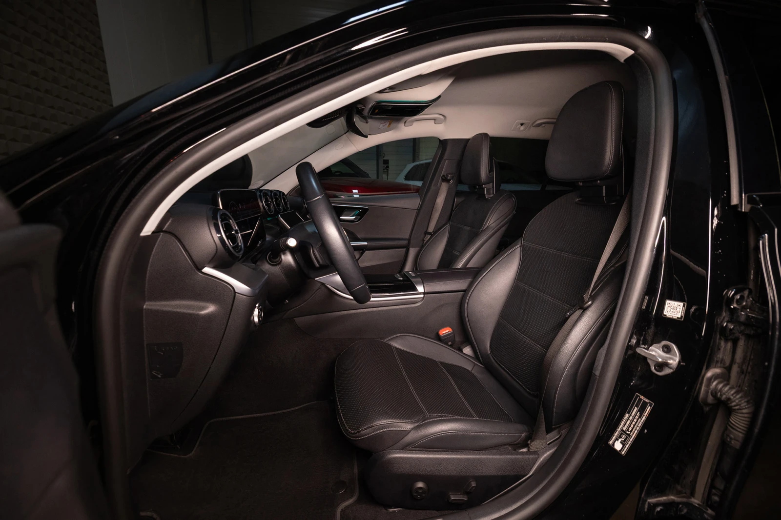 Mercedes-Benz C 300 D* AMG Line * EQ Boost 9G-tronic * AppleCar Play | Mobile.bg � ����������� 8