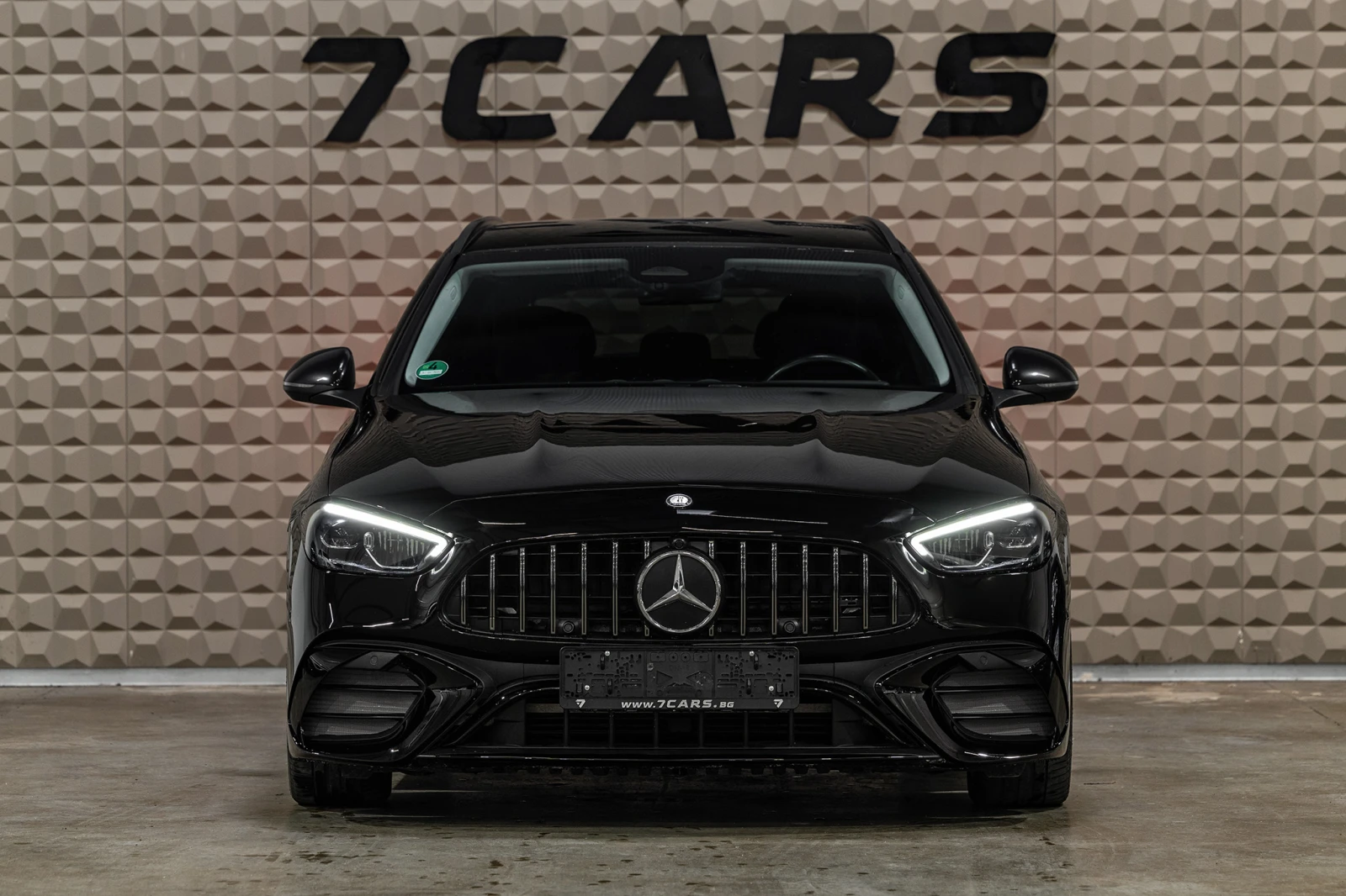 Mercedes-Benz C 300 D* ГАРАНЦИЯ * AMG * AppleCar Play* , снимка 2 - Автомобили и джипове - 53635791
