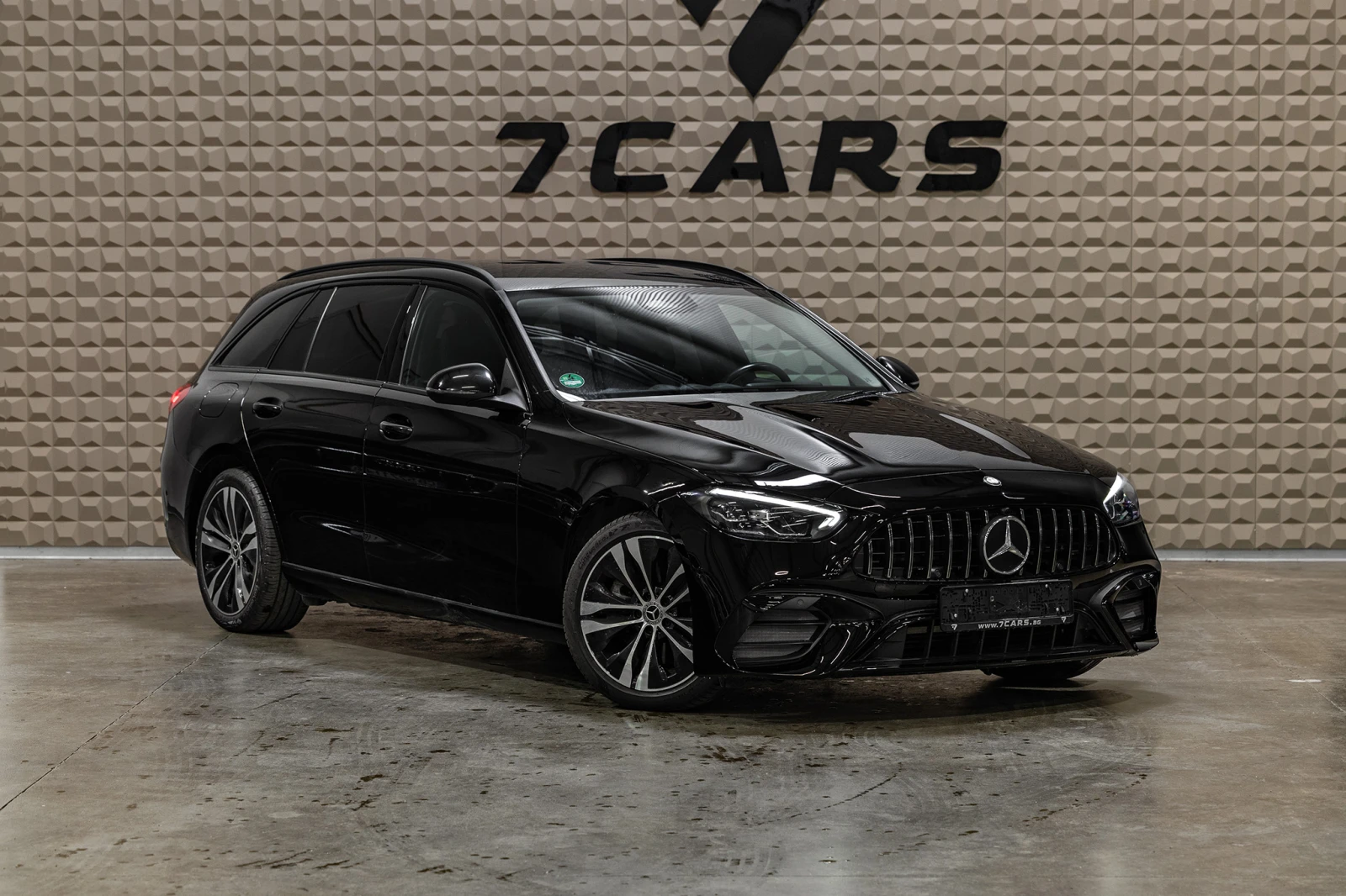 Mercedes-Benz C 300 D* ГАРАНЦИЯ * AMG * AppleCar Play* , снимка 3 - Автомобили и джипове - 53635791
