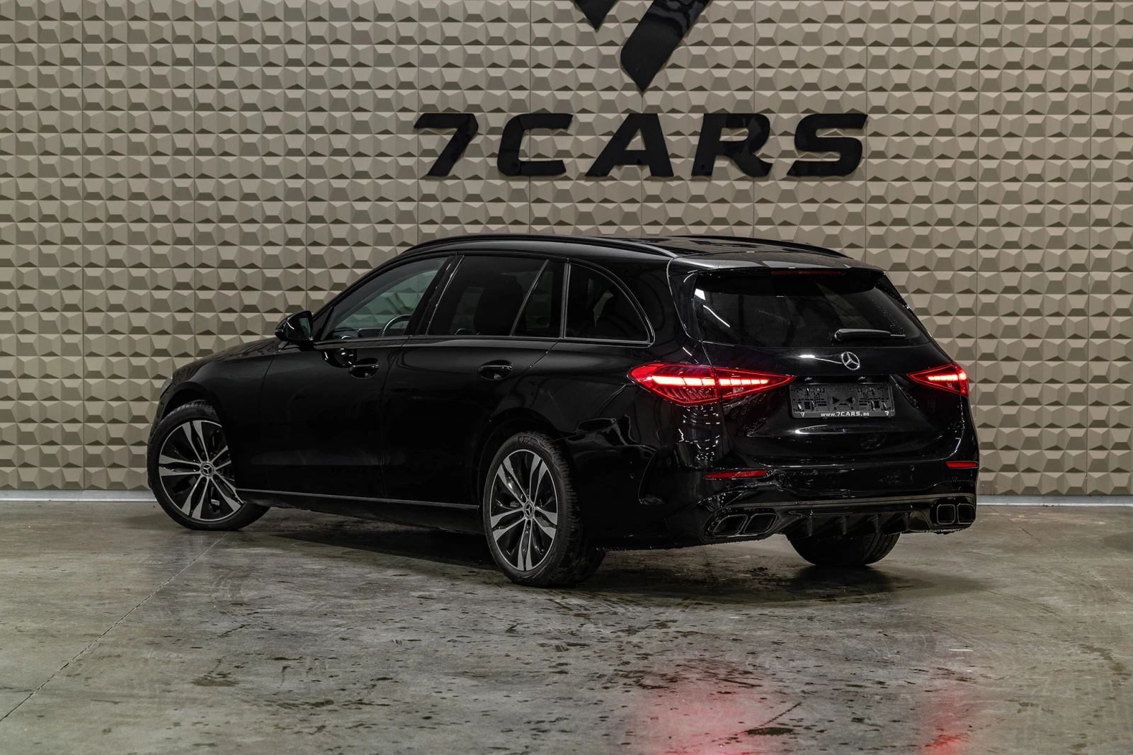 Mercedes-Benz C 300 D* ГАРАНЦИЯ * AMG * AppleCar Play* , снимка 4 - Автомобили и джипове - 53635791