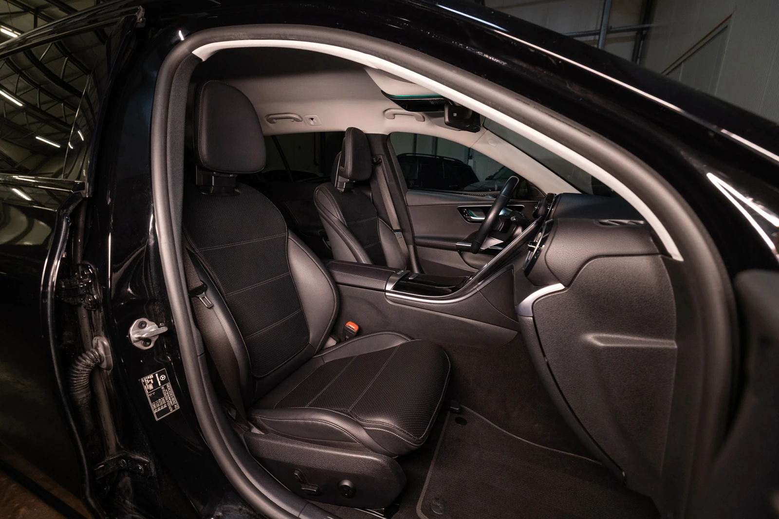 Mercedes-Benz C 300 D* AMG Line * EQ Boost 9G-tronic * AppleCar Play | Mobile.bg � ����������� 10