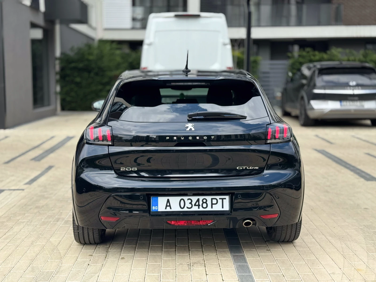 Peugeot 208 GT-line 1.2-100к.с, Automatic, Distronic, снимка 4 - Автомобили и джипове - 54090783