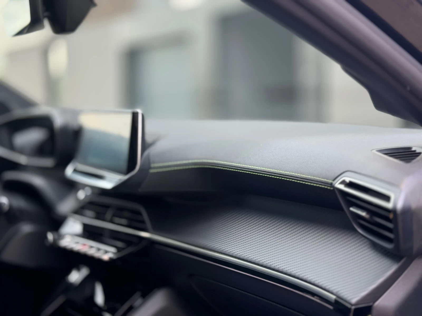 Peugeot 208 GT-line 1.2-100к.с, Automatic, Distronic, снимка 11 - Автомобили и джипове - 54090783