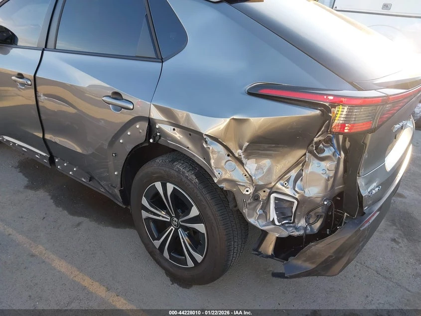 Toyota bZ4X XLE AWD | Mobile.bg � ����������� 6