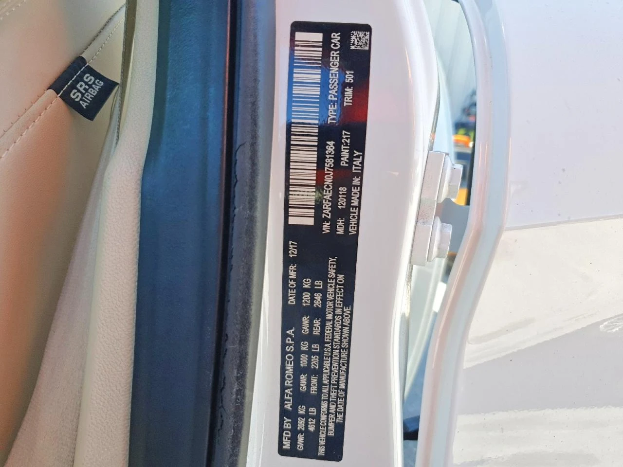 Alfa Romeo Giulia 2.0l Ti, снимка 12 - Автомобили и джипове - 54241460