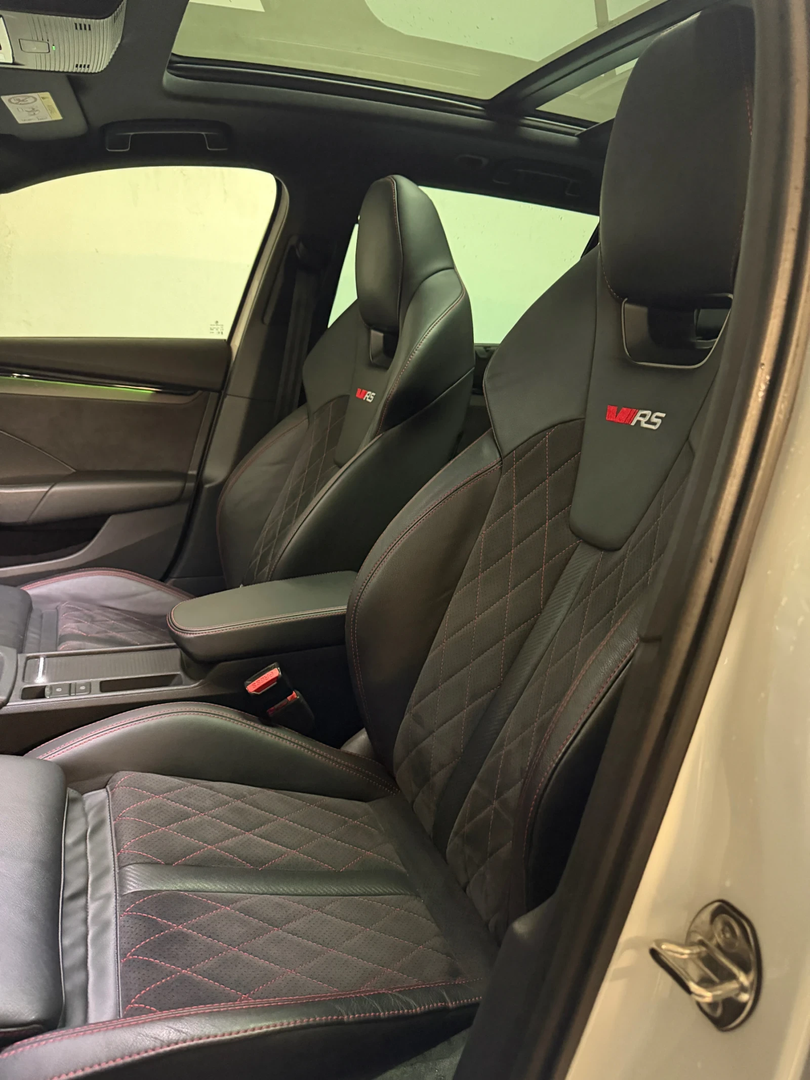 Skoda Octavia, снимка 8 - Автомобили и джипове - 54243030