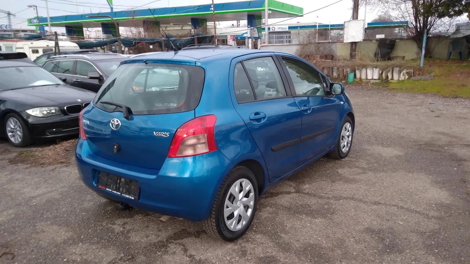 Toyota Yaris 1.3 I  87кс.Бензин, снимка 4 - Автомобили и джипове - 54296962