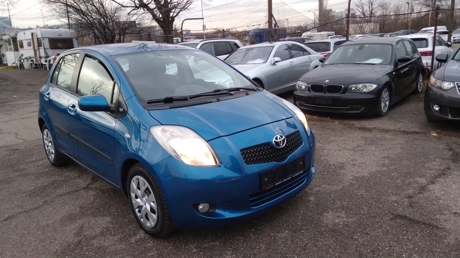 Toyota Yaris 1.3 I  87кс.Бензин