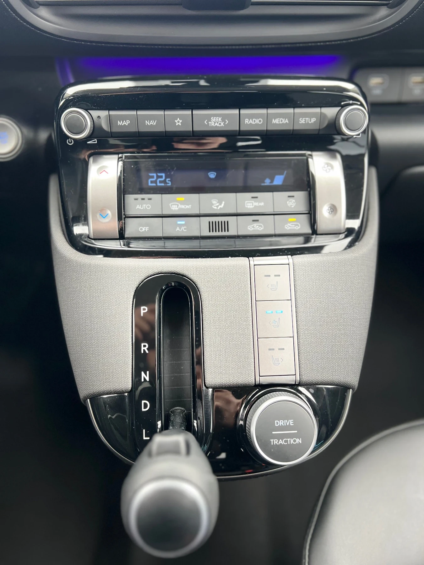 Hyundai Inster 1.0* MPI* , снимка 10 - Автомобили и джипове - 54390640