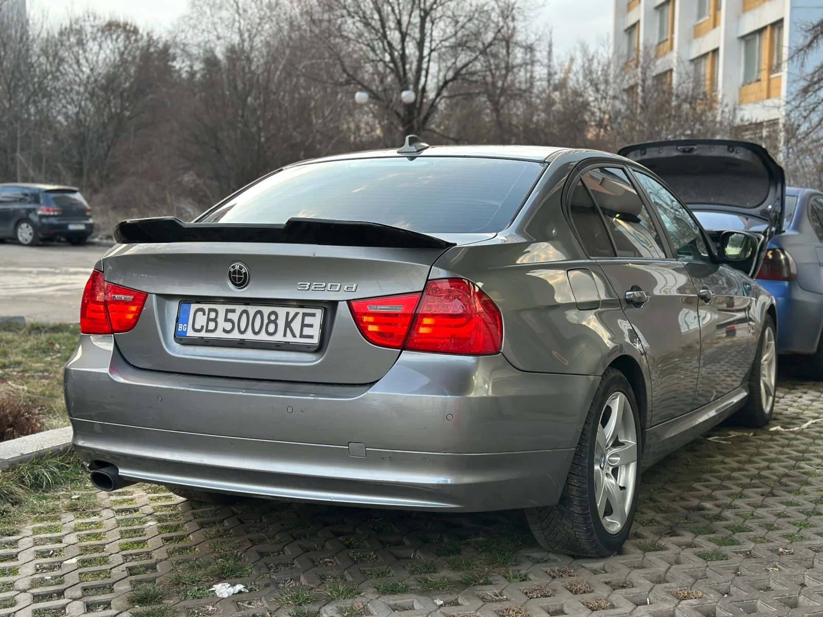 BMW 320, снимка 2 - Автомобили и джипове - 54414194