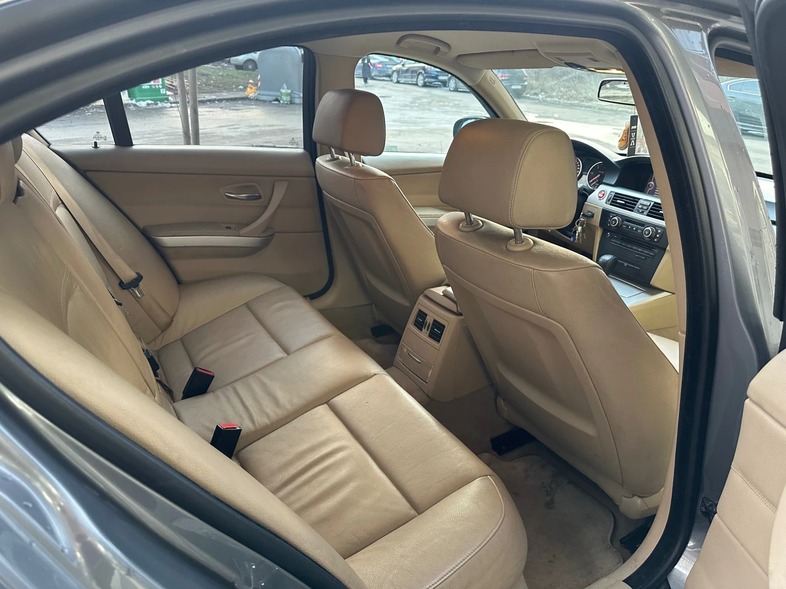 BMW 320, снимка 16 - Автомобили и джипове - 54414194