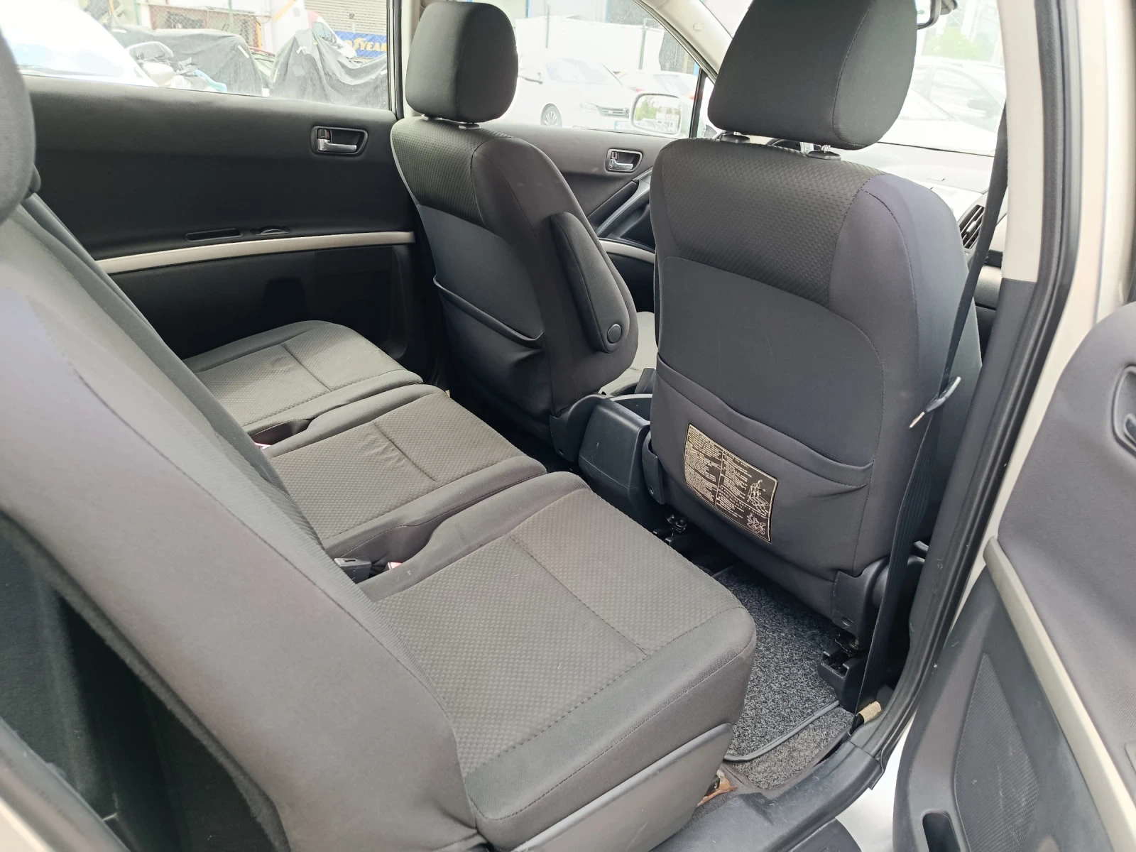 Toyota Corolla verso 1.6VVTI* Нов внос* Италия* , снимка 11 - Автомобили и джипове - 54571970