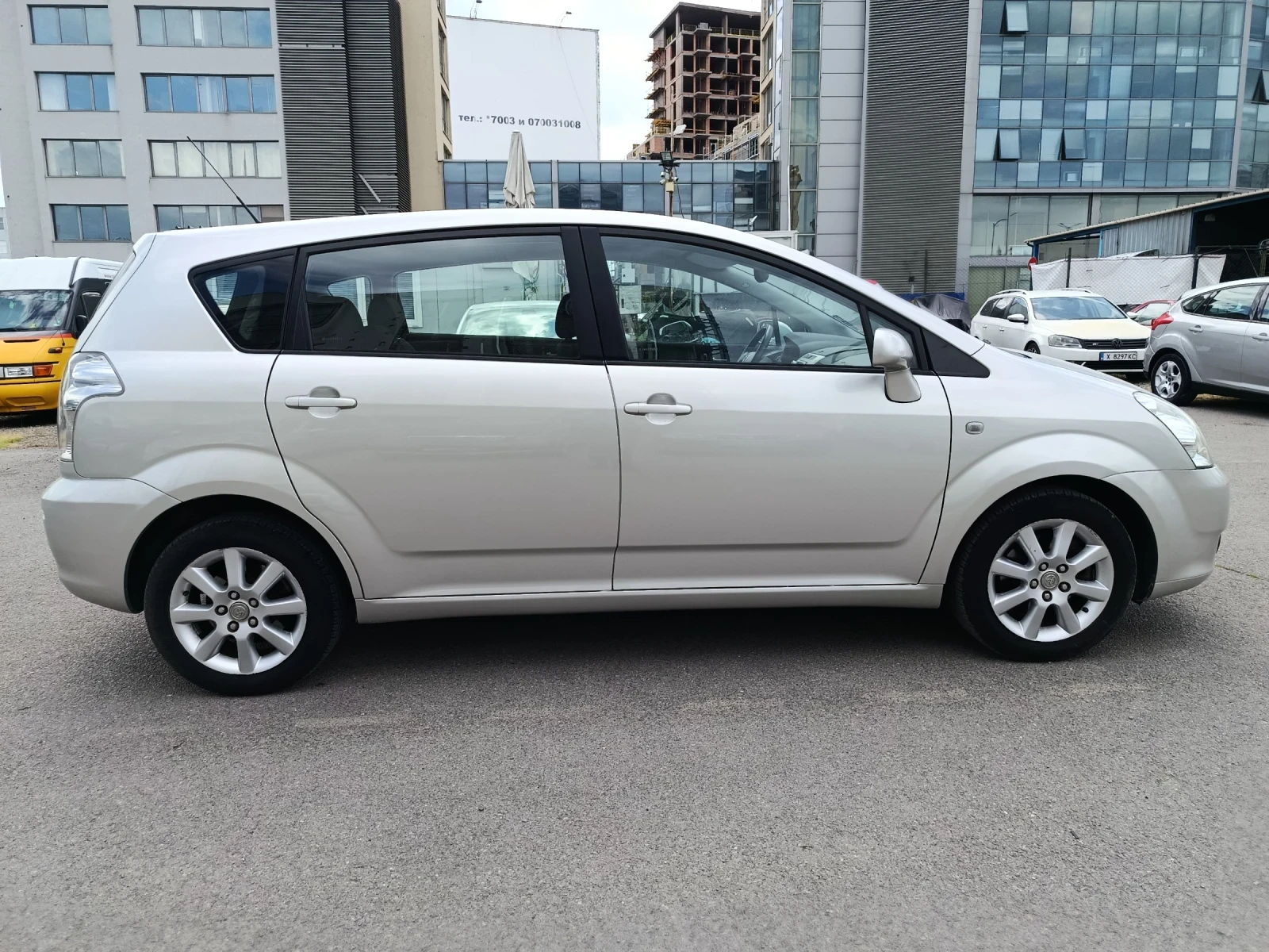 Toyota Corolla verso 1.6VVTI* Нов внос* Италия* , снимка 7 - Автомобили и джипове - 54571970