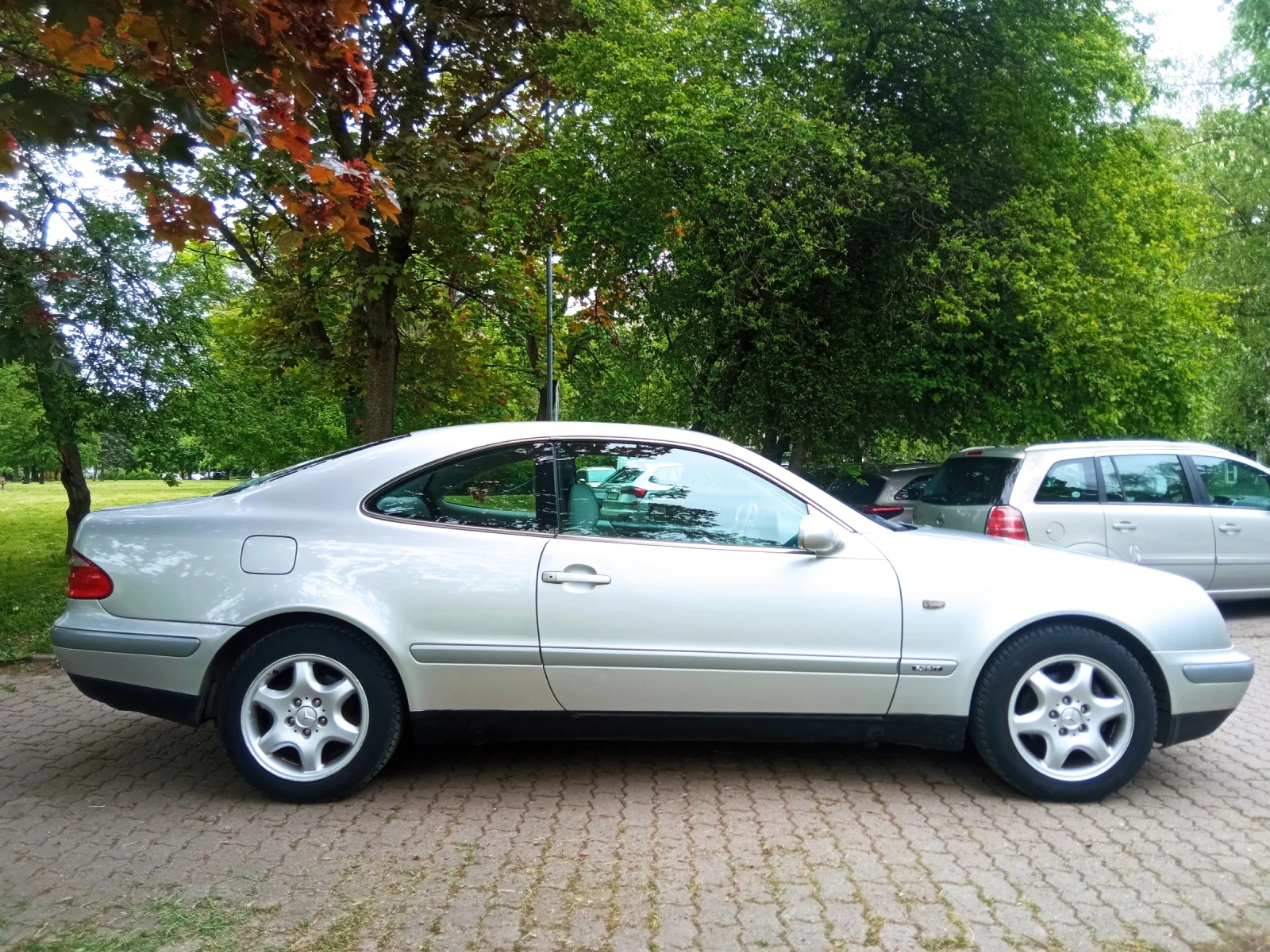 Mercedes-Benz CLK 200 Kompressor CNG, снимка 2 - Автомобили и джипове - 54658528
