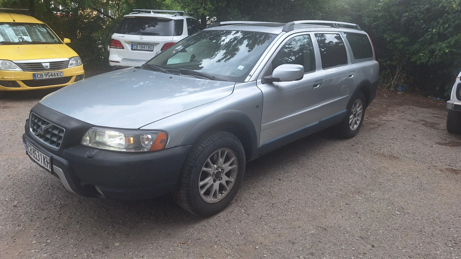 Volvo Xc70 2.5T, снимка 3 - Автомобили и джипове - 55406254