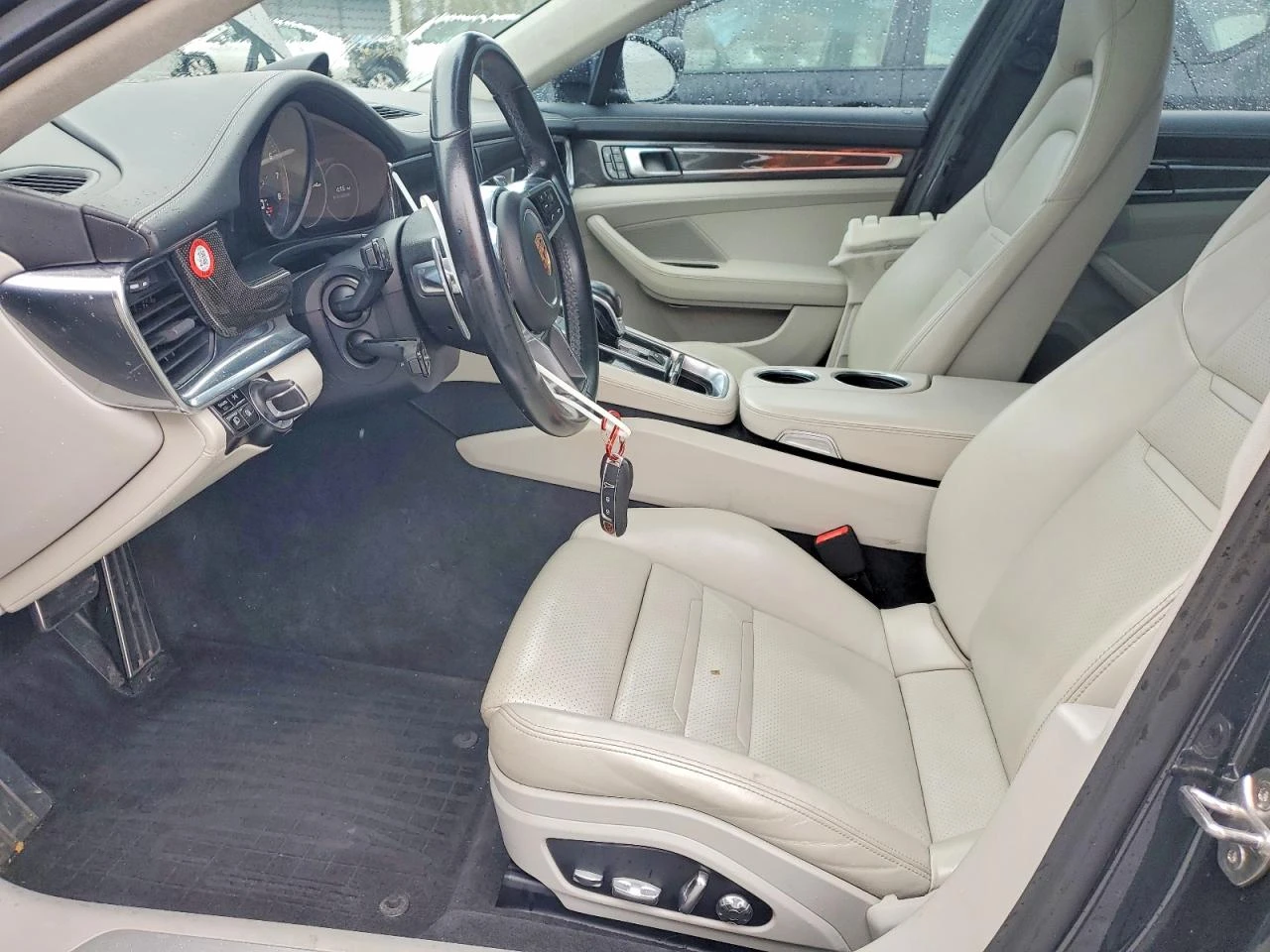 Porsche Panamera Turbo* AWD* ПОДГРЕВ* ОБДУХВАНЕ* ПАНОРАМА* BOSE* , снимка 8 - Автомобили и джипове - 55435360