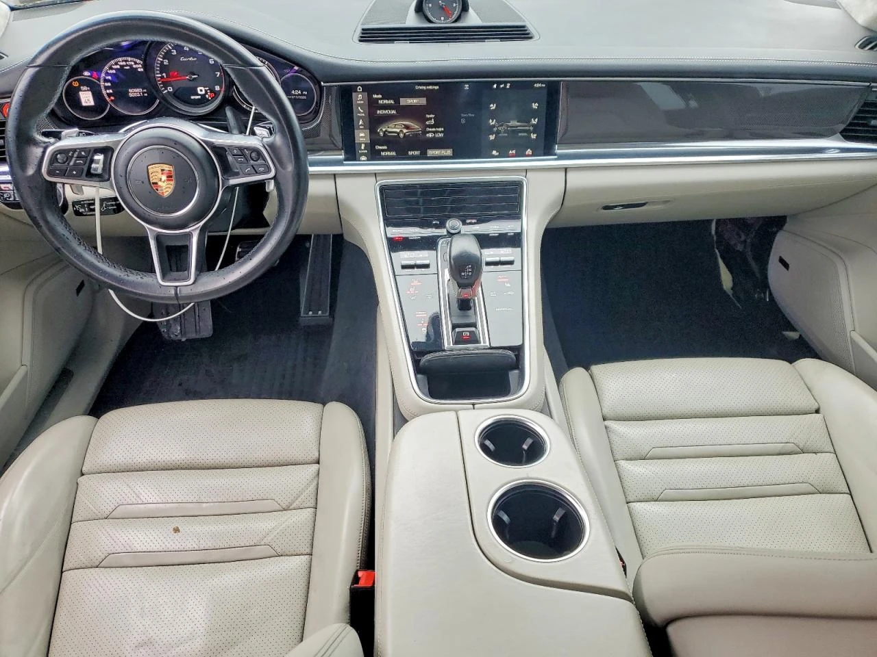 Porsche Panamera Turbo* AWD* ПОДГРЕВ* ОБДУХВАНЕ* ПАНОРАМА* BOSE* , снимка 7 - Автомобили и джипове - 55435360