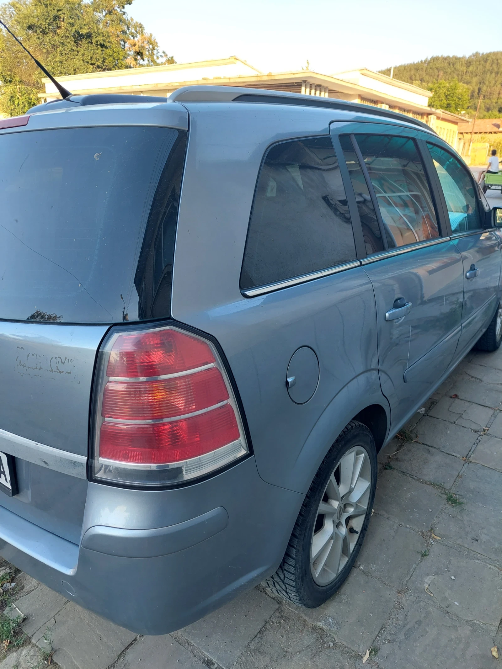 Opel Zafira | Mobile.bg � ����������� 12