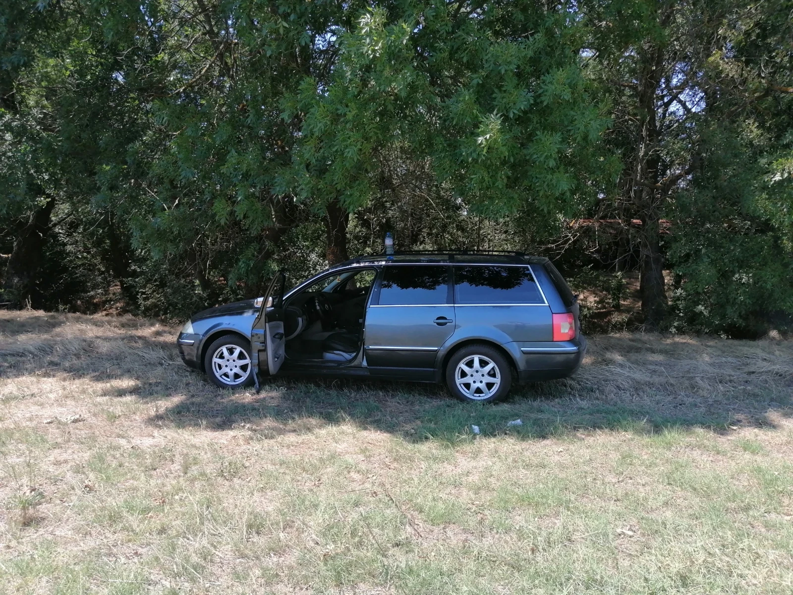 VW Passat, снимка 3 - Автомобили и джипове - 55769869