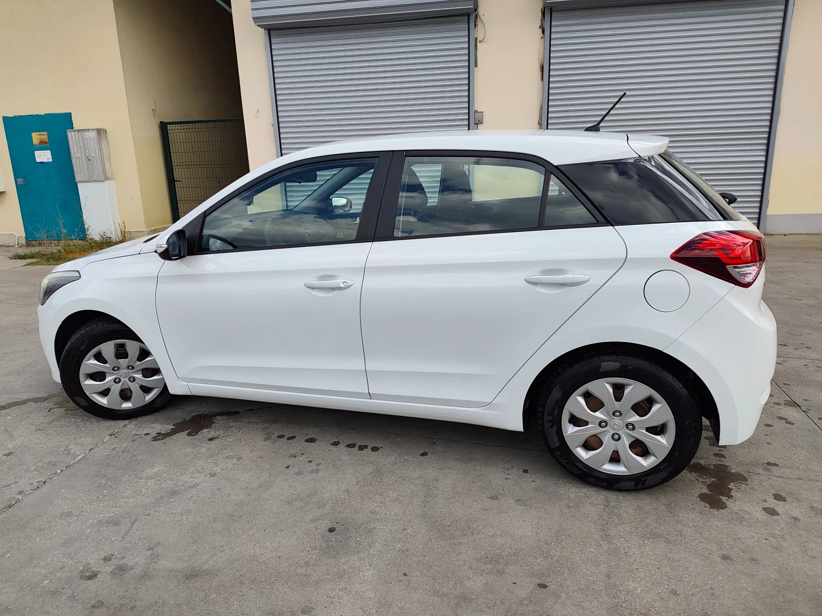 Hyundai I20, снимка 2 - Автомобили и джипове - 55838673