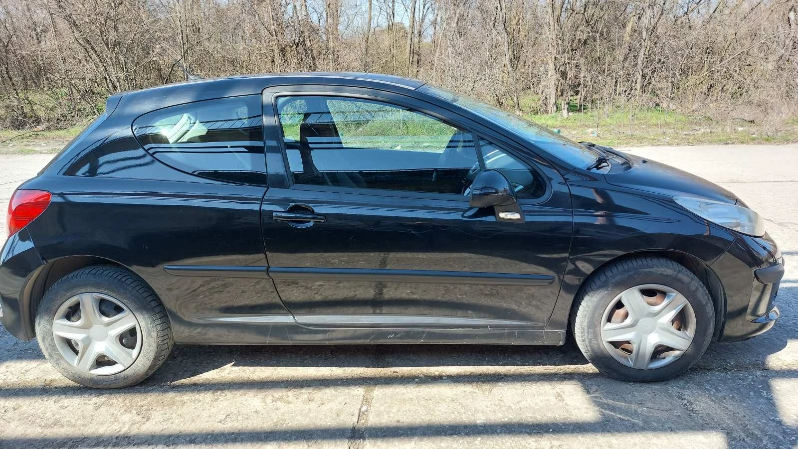 Peugeot 207 1.4 mi, снимка 2 - Автомобили и джипове - 55959797