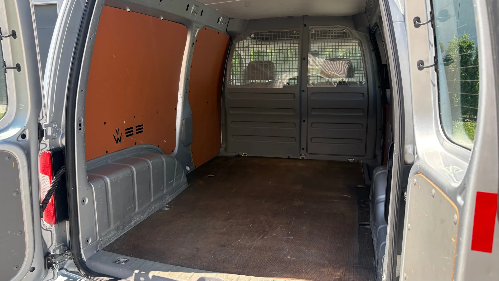 VW Caddy 1.9tdi  MAXI, снимка 14 - Автомобили и джипове - 55966084