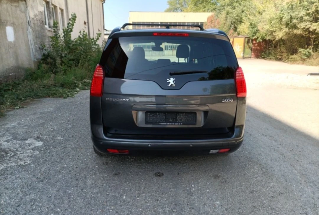 Peugeot 5008 1.6 petrol/ panorama - 7 места, снимка 6 - Автомобили и джипове - 56230037
