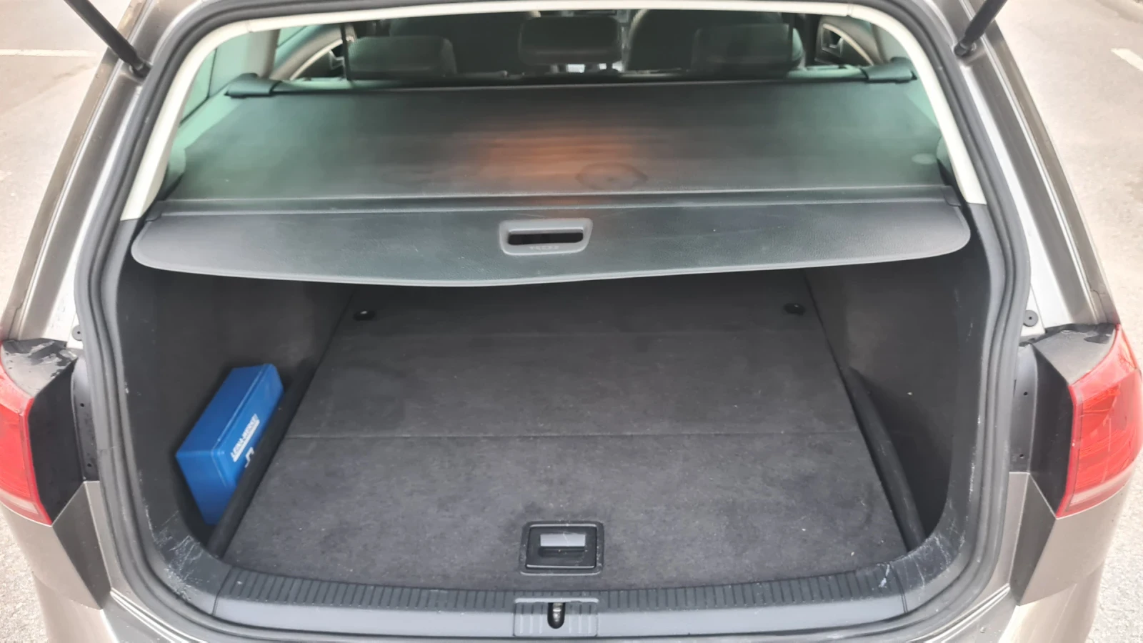 VW Golf High line TDI 110кс, снимка 6 - Автомобили и джипове - 56251335