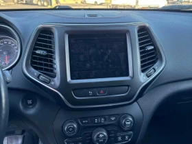 Jeep Cherokee * Trailhawk Elite * CARFAX * ОПЦИЯ ЗА ФИНАНСИРАНЕ , снимка 9