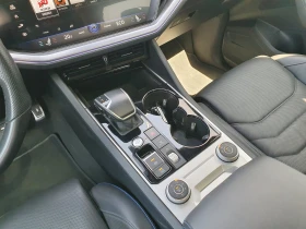 VW Touareg R 3.0 V6 eHybrid 4MOTION - 134990 лв. - 23258847 9