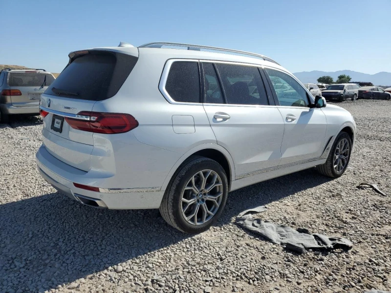 BMW X7 xDrive40i Harman/Kardon* масаж* Apple CarPlay* пан, снимка 5 - Автомобили и джипове - 47213540