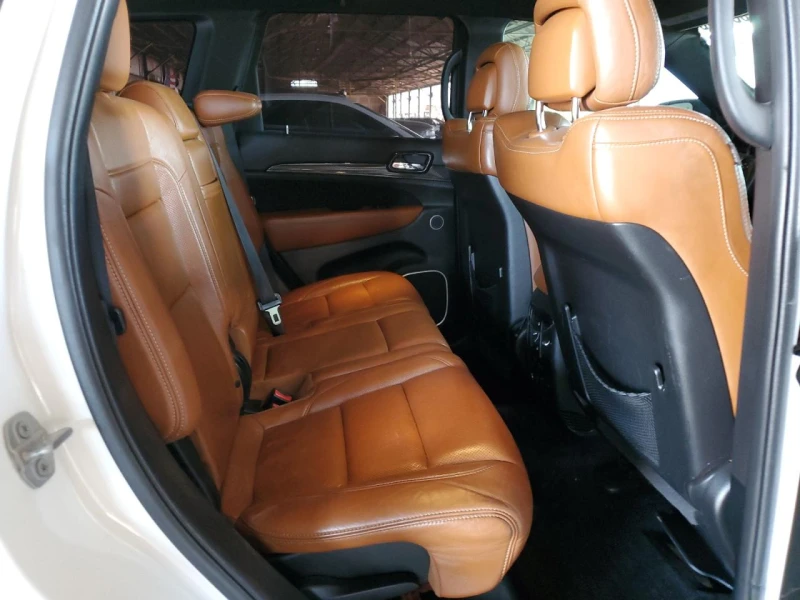 Jeep Grand cherokee * SRT-8* БЕЗ УДАР* , снимка 9 - Автомобили и джипове - 52364700