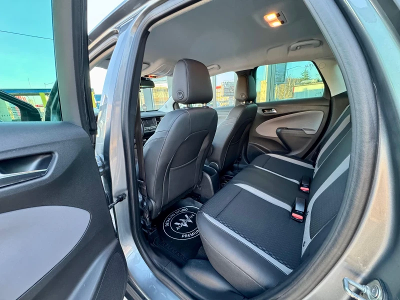 Opel Grandland X 1.2 T Automatic, снимка 11 - Автомобили и джипове - 52848090