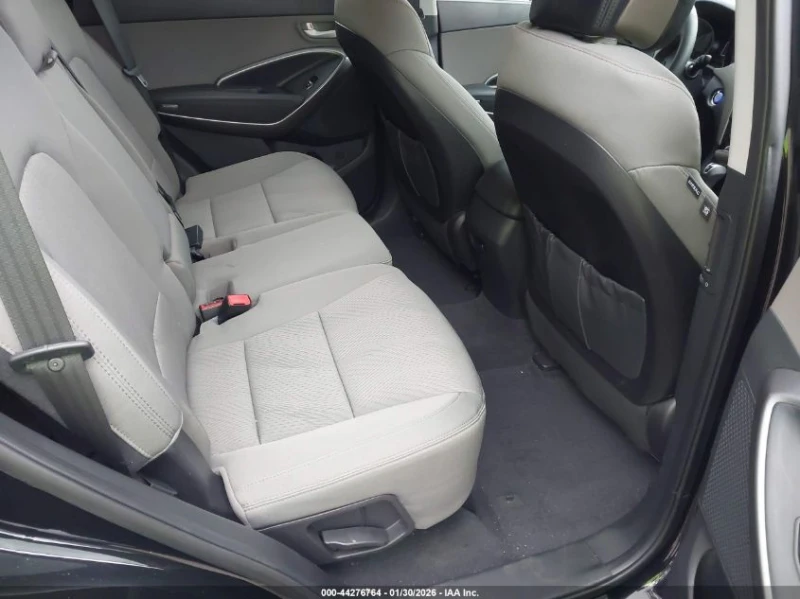 Hyundai Santa fe Sport 2.4L, снимка 8 - Автомобили и джипове - 53466691