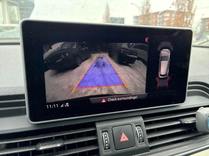 Audi Q5 Progressiv* ПОДГРЕВИ* ОТ ПРЕДСТАВИТЕЛСТВО НА AUDI, снимка 10 - Автомобили и джипове - 53493424