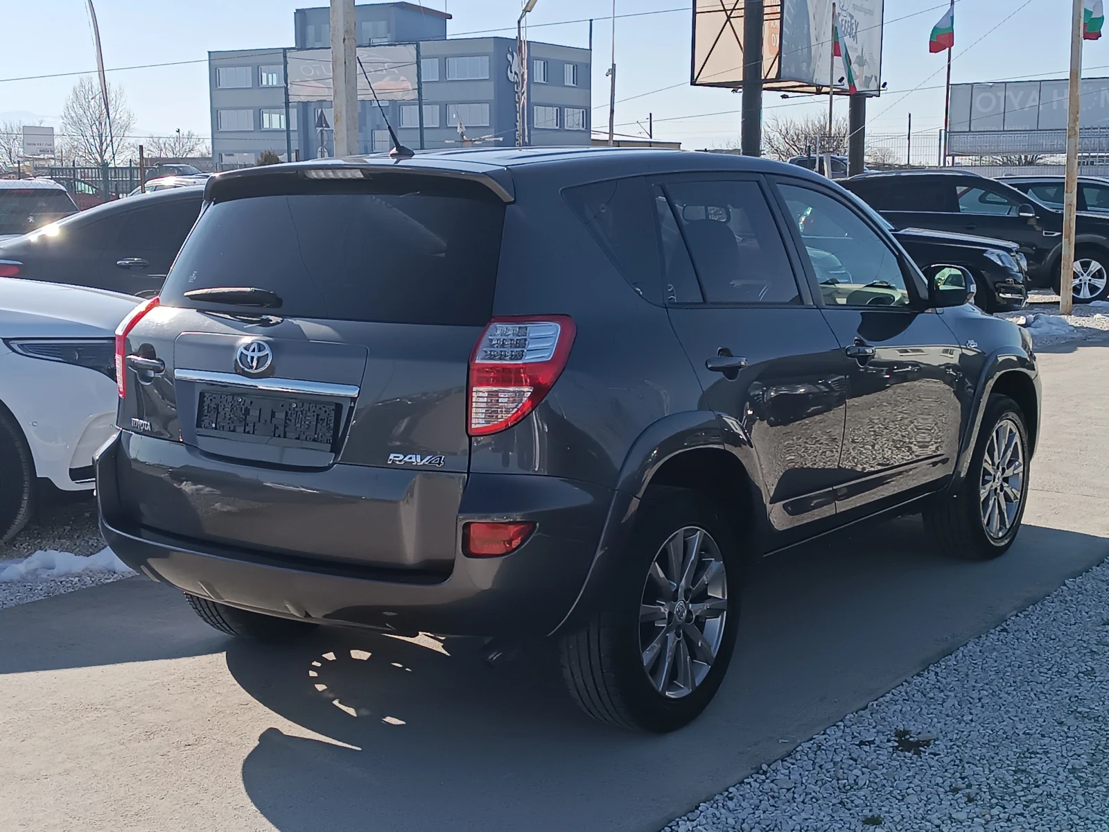 Toyota Rav4 2.2 D - изображение 4