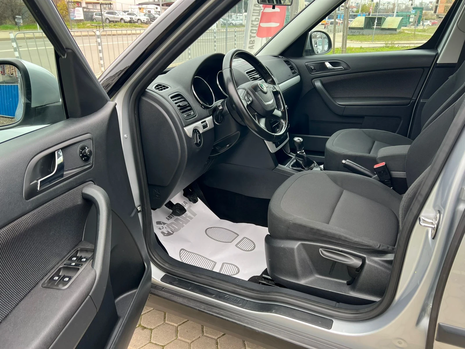 Skoda Yeti 2.0TDi/4x4 - изображение 7