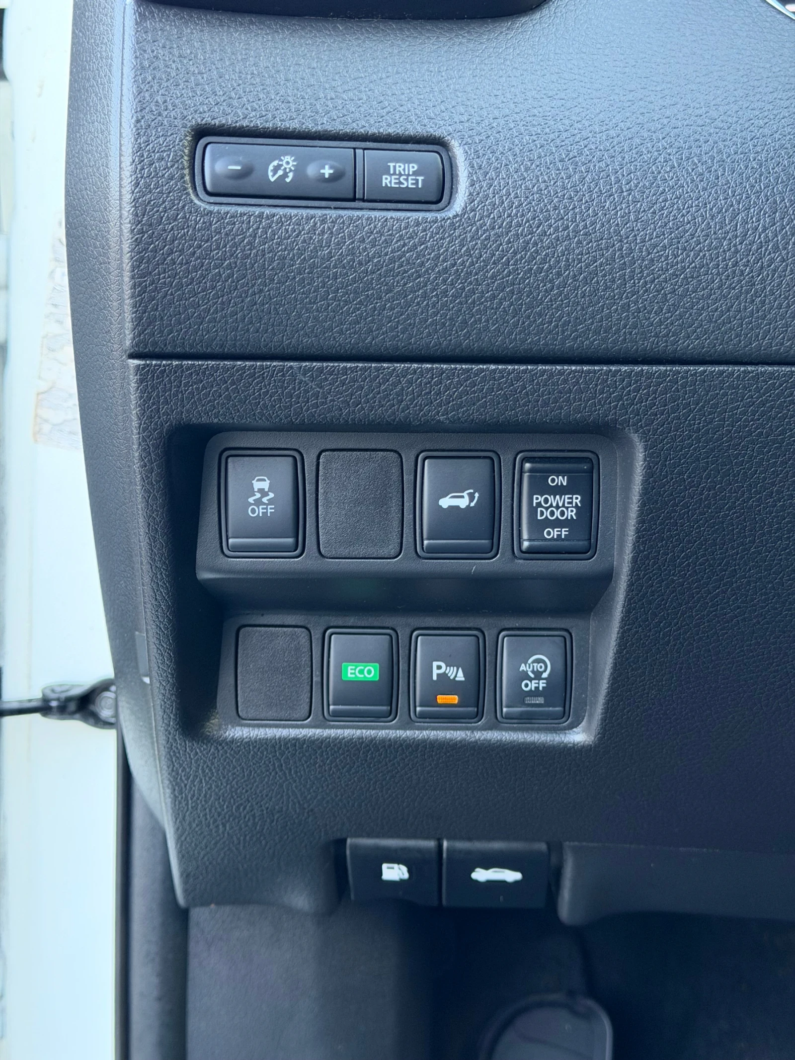 Nissan X-trail 2.2 4x4 360 Avtomatik | Mobile.bg � ����������� 15