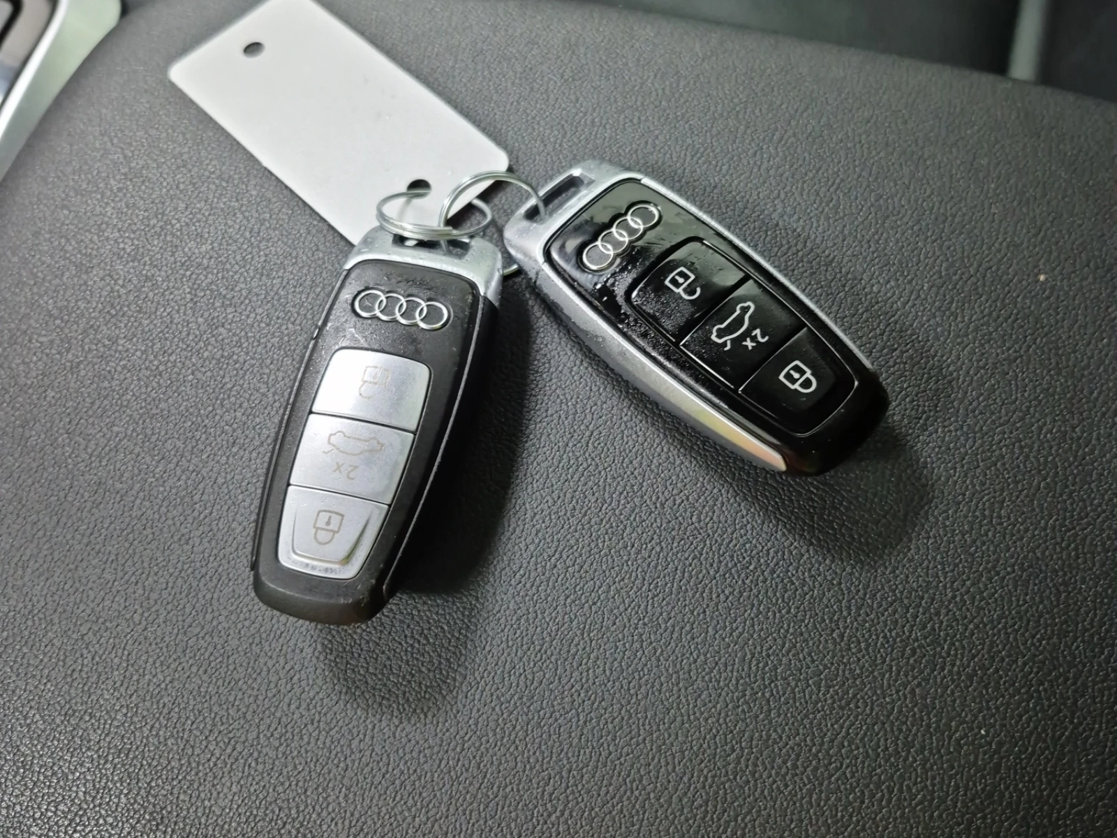 Audi Q8 Progressiv* Quattro* Pan/Roof* Apple carplay* Keyl | Mobile.bg � ����������� 14