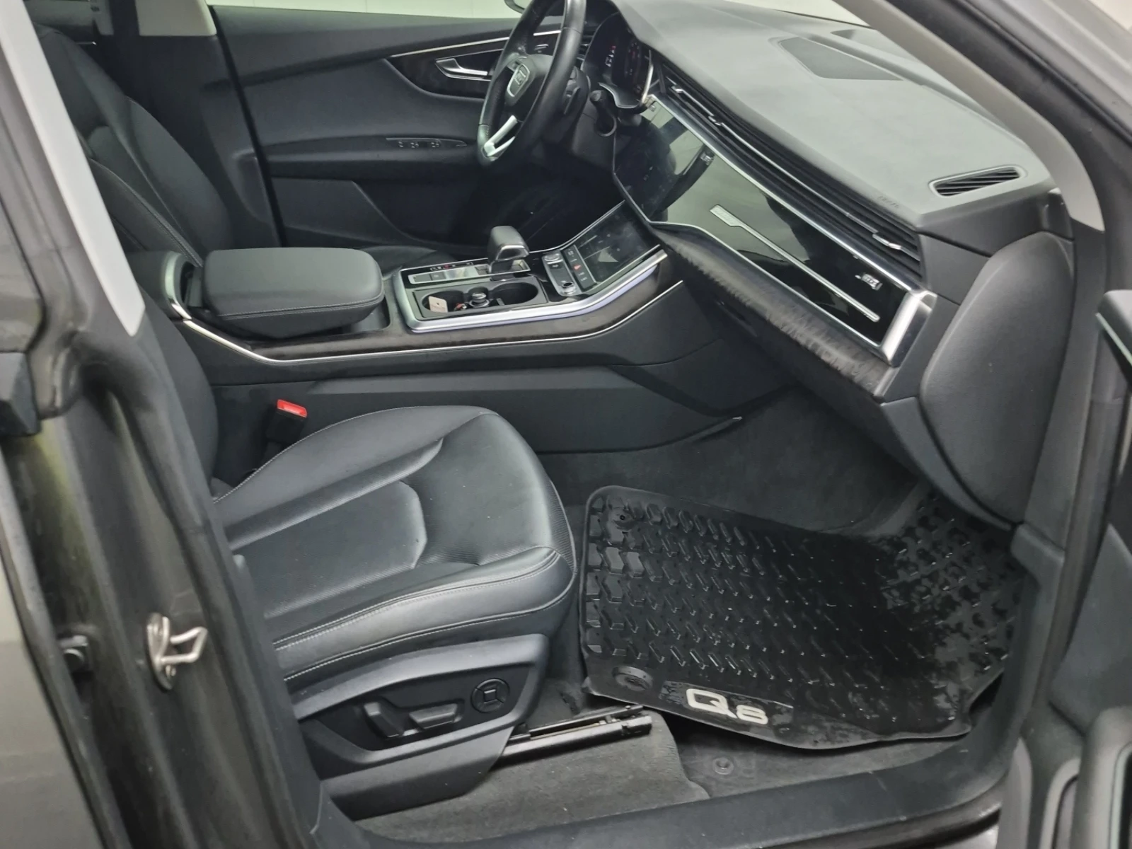 Audi Q8 Progressiv* Quattro* Pan/Roof* Apple carplay* Keyl | Mobile.bg � ����������� 12