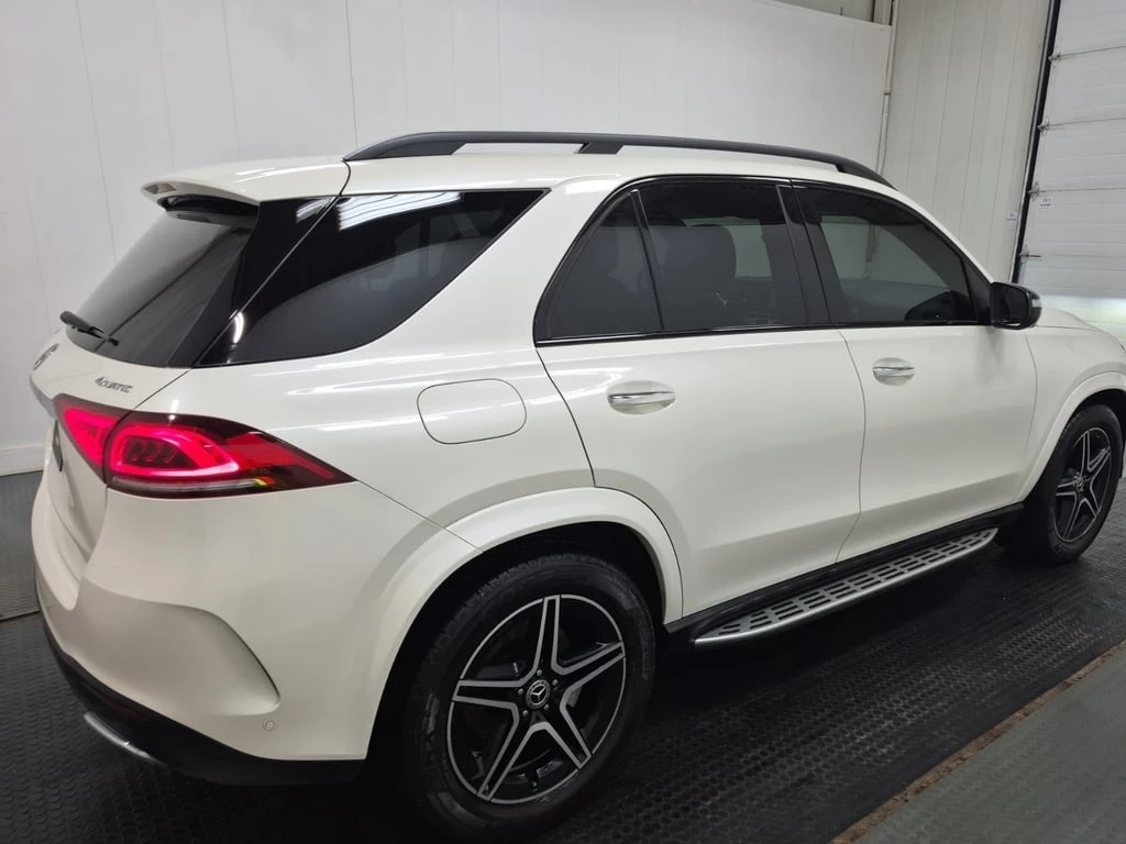Mercedes-Benz GLE 450 AMG-Line * EQ Boost * Без инциденти * CARFAX *  - изображение 4