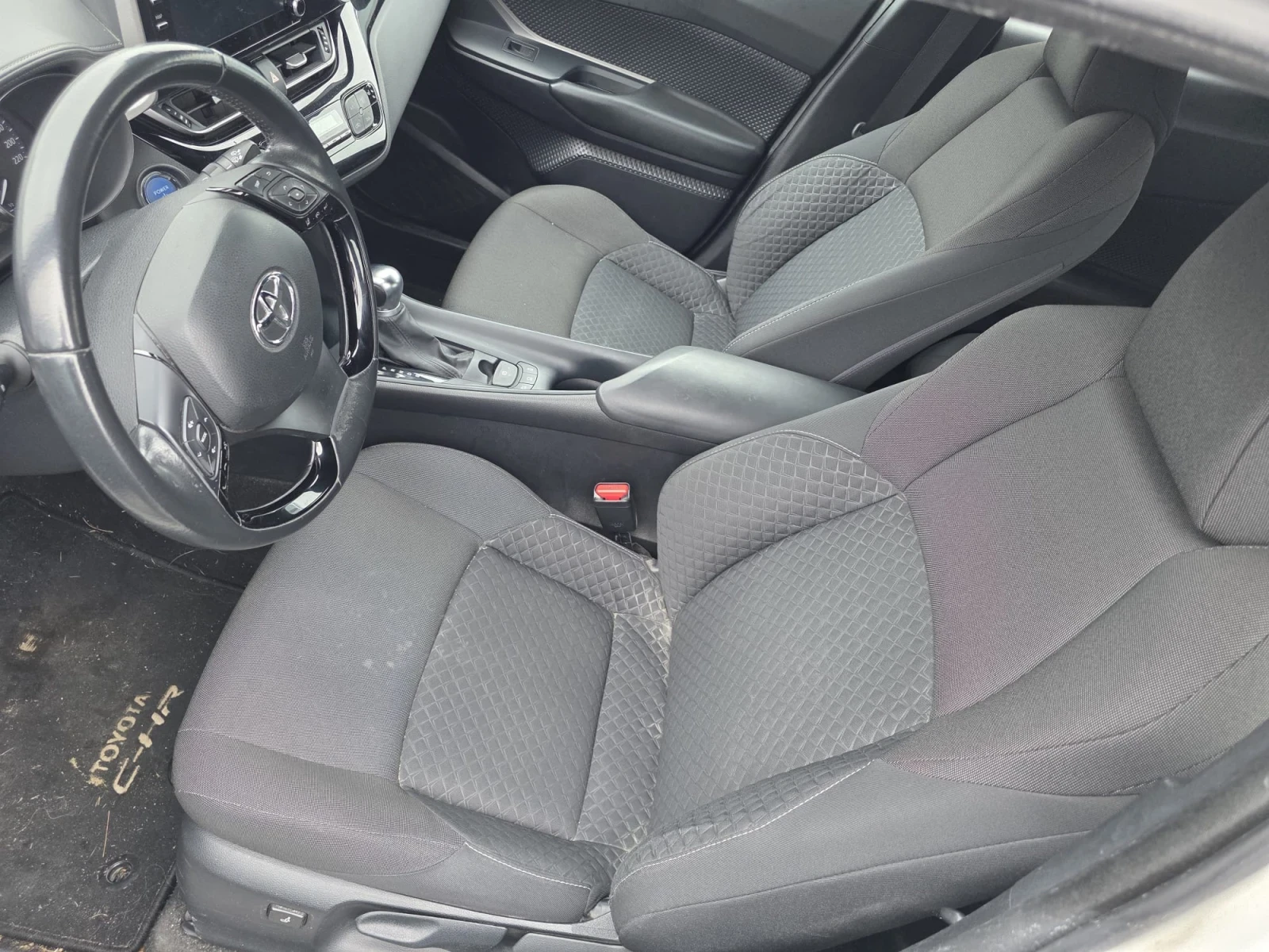 Toyota C-HR !!! ОЧАКВАН ВНОС !!! 1.8 HYBRID 122ps. ГАРАНЦИЯ ! - изображение 7