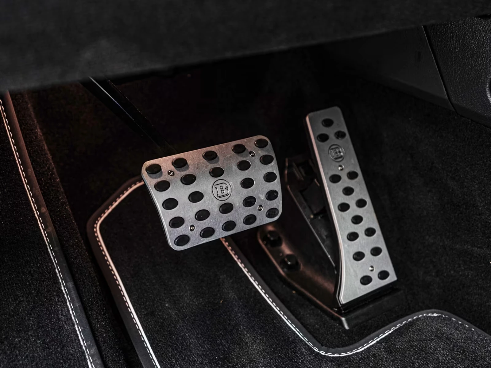 Mercedes-Benz G 63 AMG G800 BRABUS , снимка 13 - Автомобили и джипове - 53892439