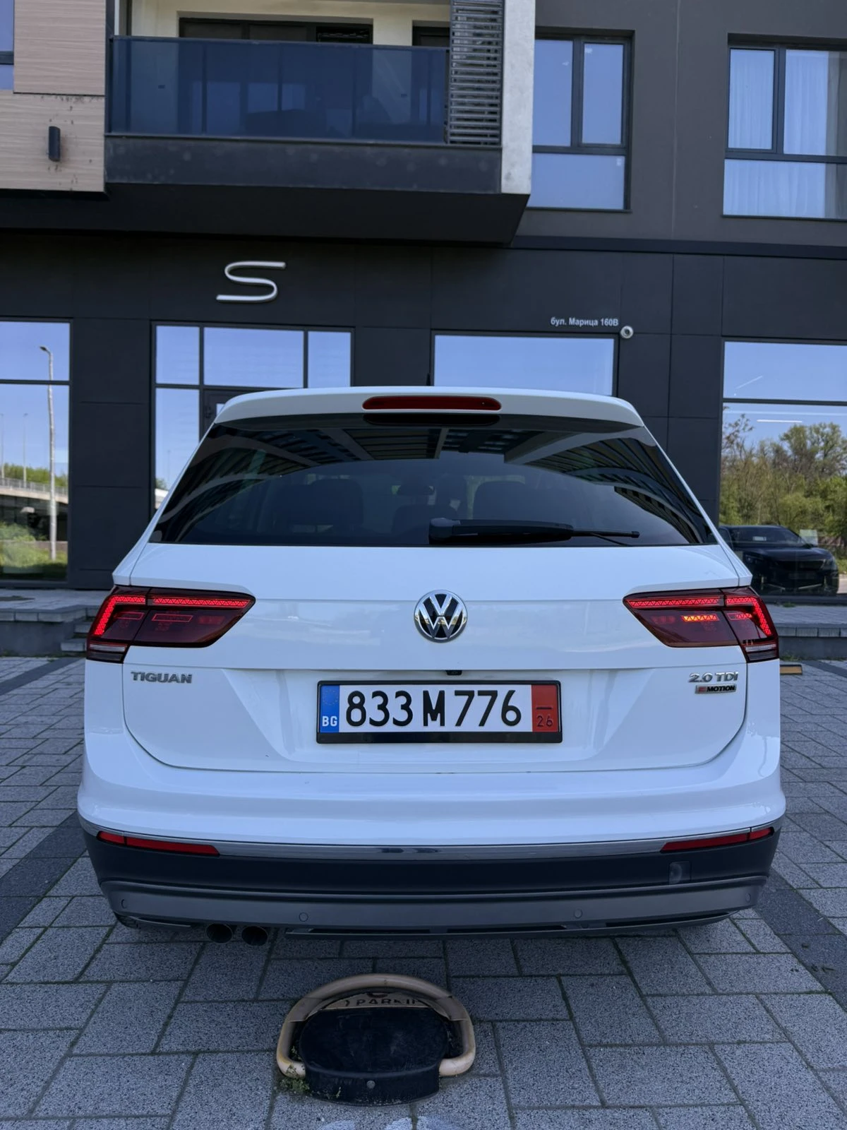 VW Tiguan 2.0 TDI, снимка 6 - Автомобили и джипове - 54354889