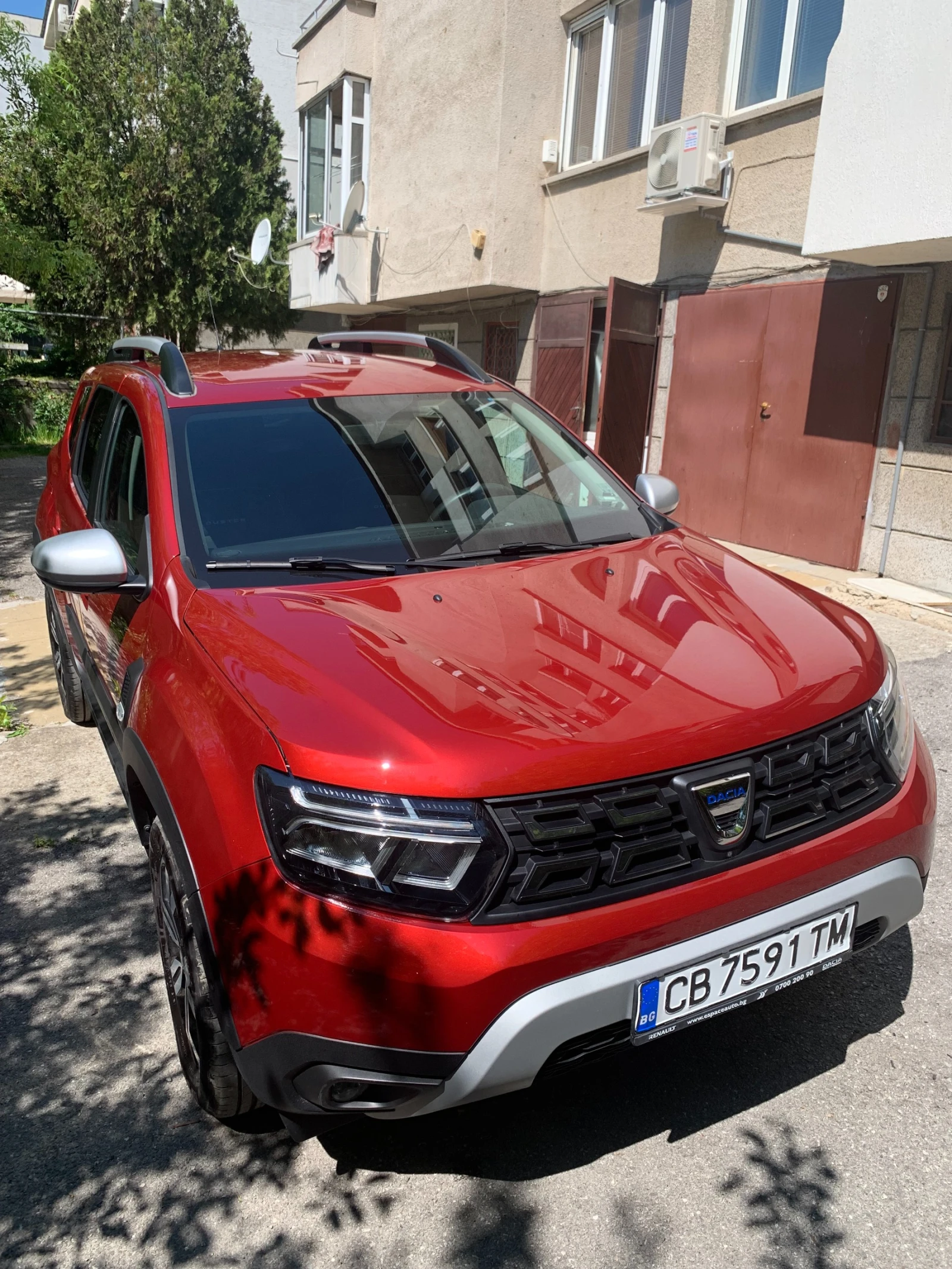 Dacia Duster, снимка 5 - Автомобили и джипове - 54720907