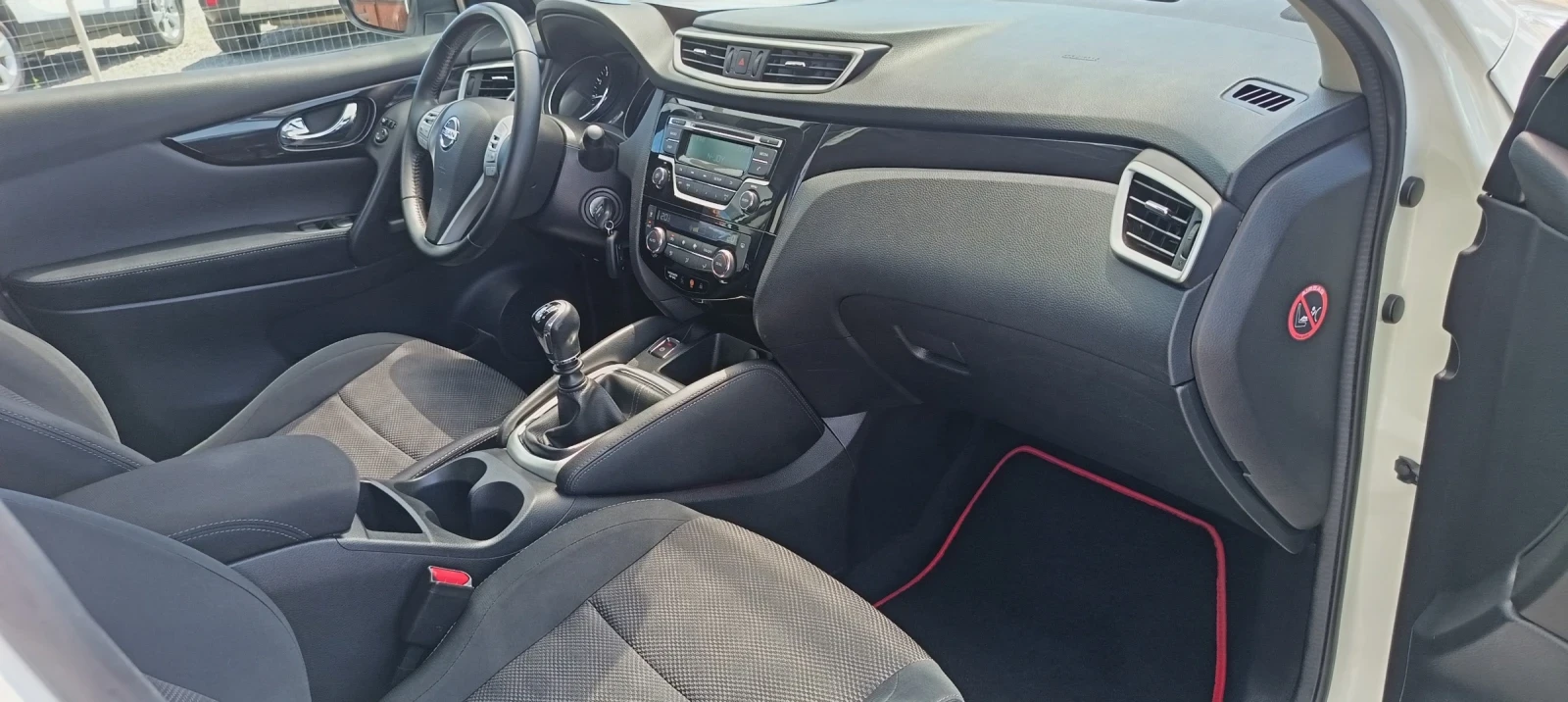 Nissan Qashqai 1.3 Бензин * 166х.км * Италия * ТОП , снимка 13 - Автомобили и джипове - 54854659
