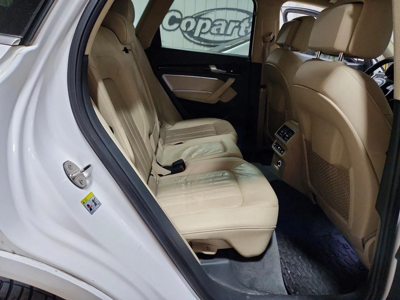 Audi Q5 2.0l Premium Plus, снимка 11 - Автомобили и джипове - 55094099