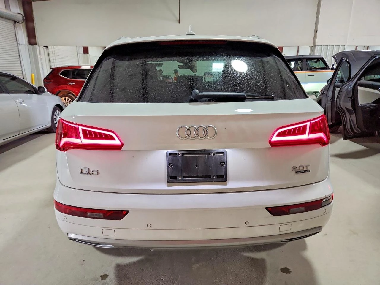 Audi Q5 2.0l Premium Plus, снимка 6 - Автомобили и джипове - 55094099